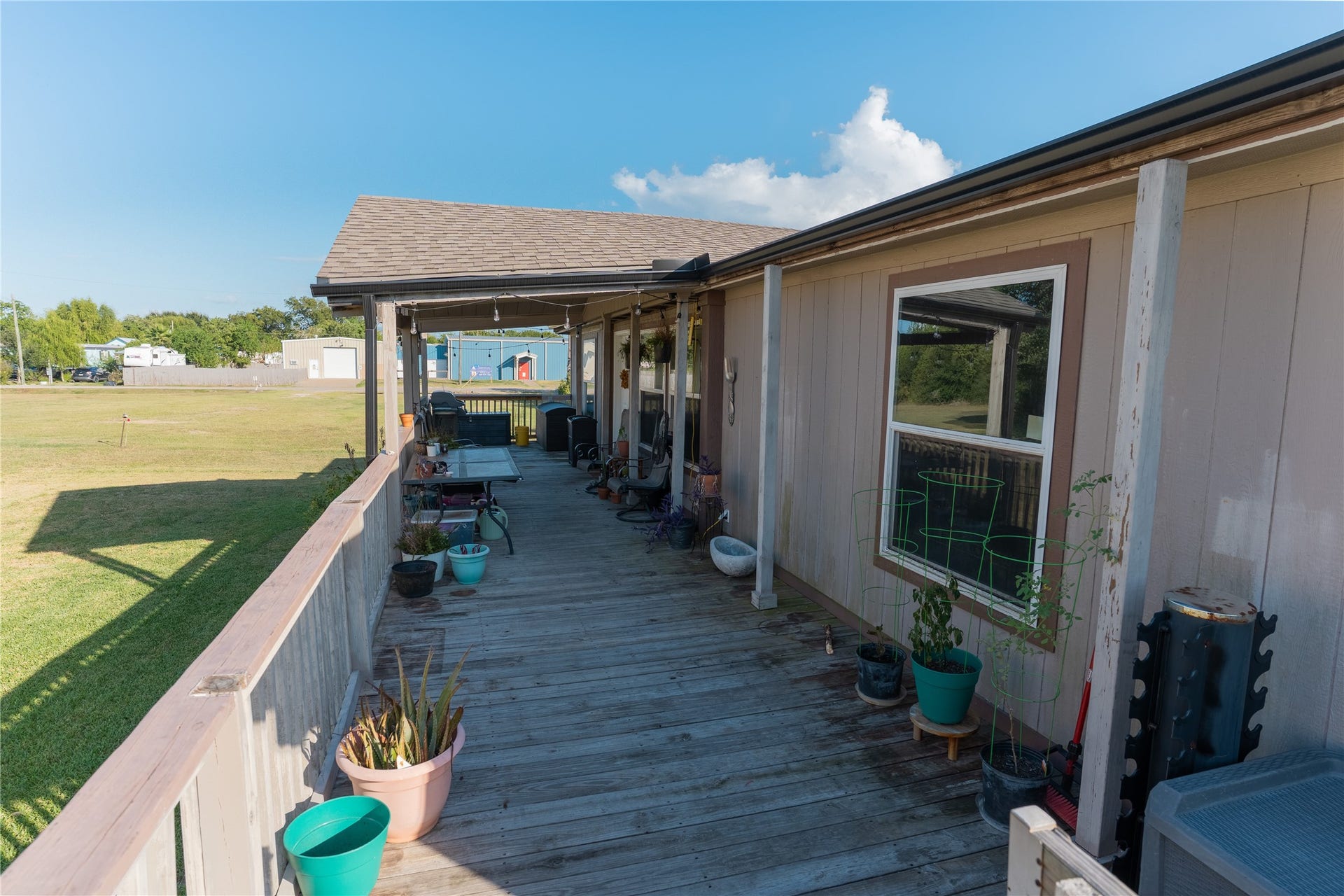 339 6th Street, San Leon, TX 77539 339 6th Street, San Leon, TX 77539