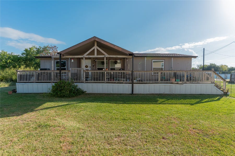 Property photo for 339 6th Street, San Leon, TX