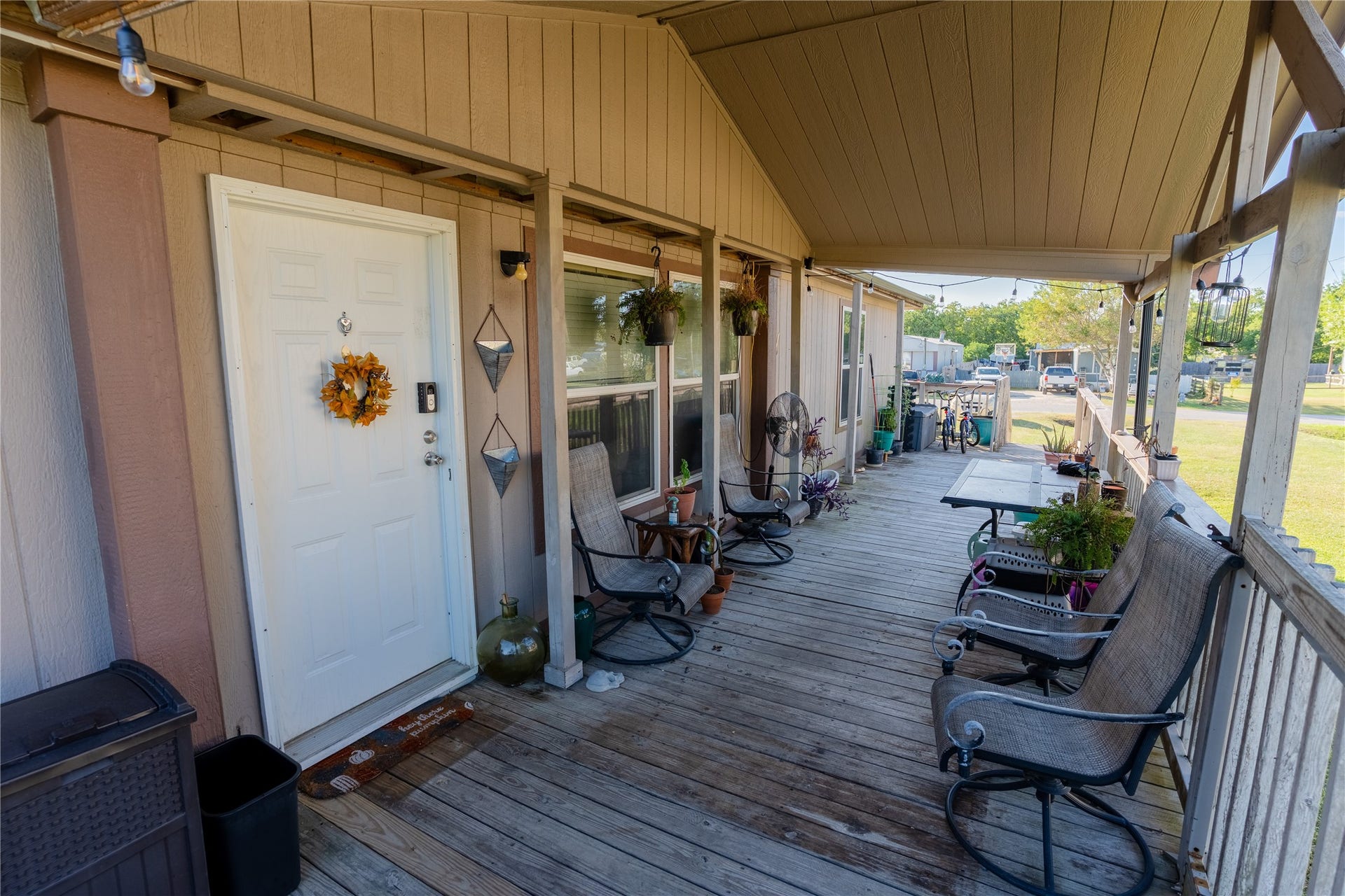 339 6th Street, San Leon, TX 77539 339 6th Street, San Leon, TX 77539