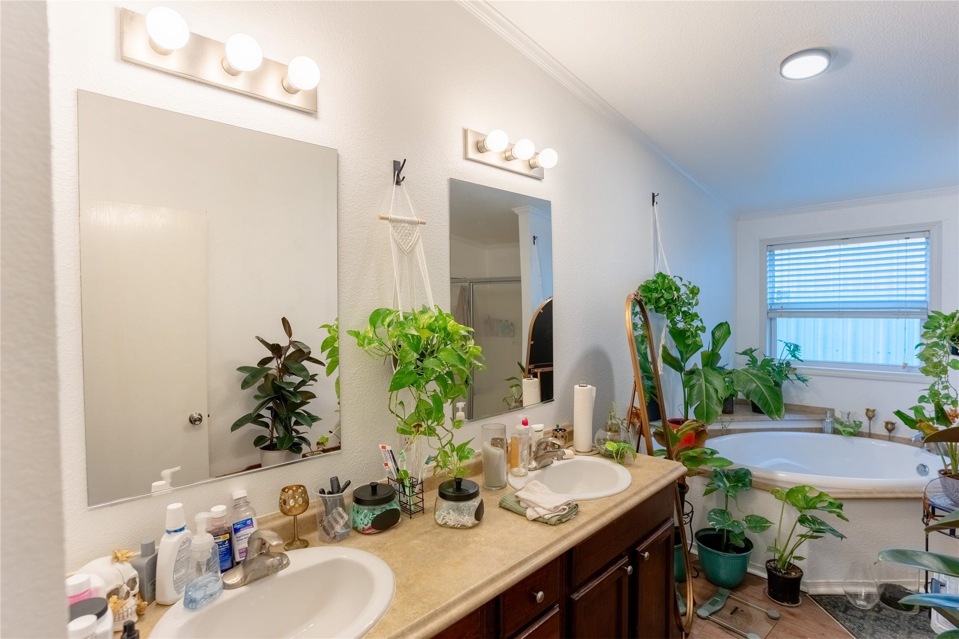 339 6th Street, San Leon, TX 77539 339 6th Street, San Leon, TX 77539