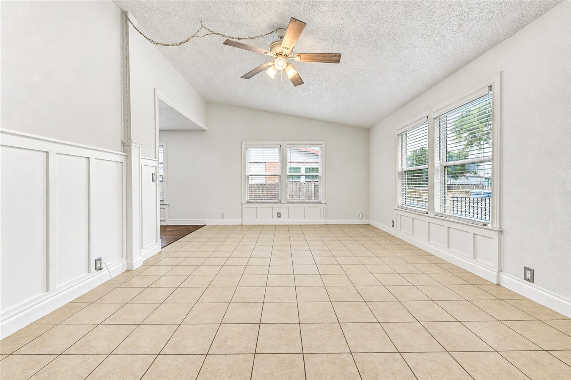 5 Carol Court, #B, Brookshire, TX 77423 5 Carol Court, #B, Brookshire, TX 77423