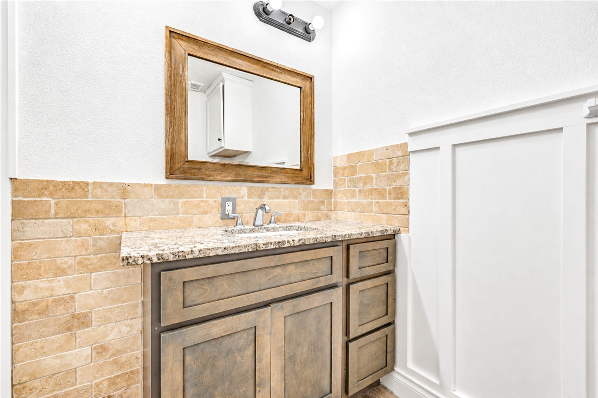 5 Carol Court, #B, Brookshire, TX 77423 5 Carol Court, #B, Brookshire, TX 77423