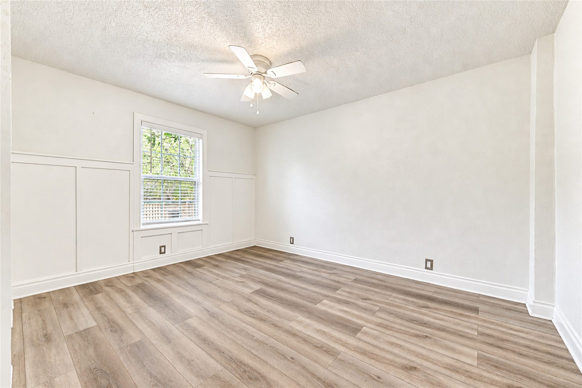 5 Carol Court, #B, Brookshire, TX 77423 5 Carol Court, #B, Brookshire, TX 77423