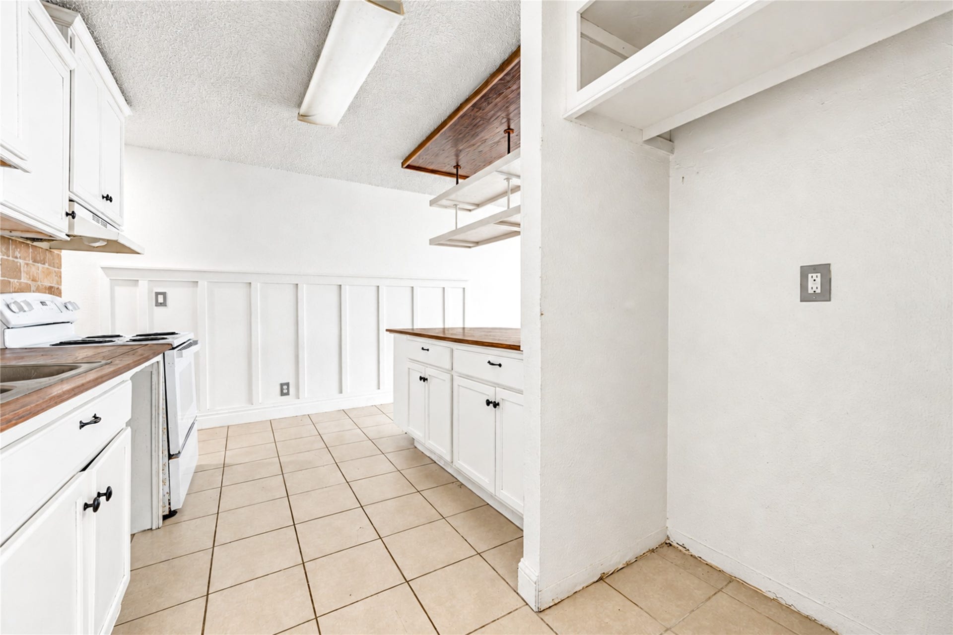 5 Carol Court, #B, Brookshire, TX 77423 5 Carol Court, #B, Brookshire, TX 77423