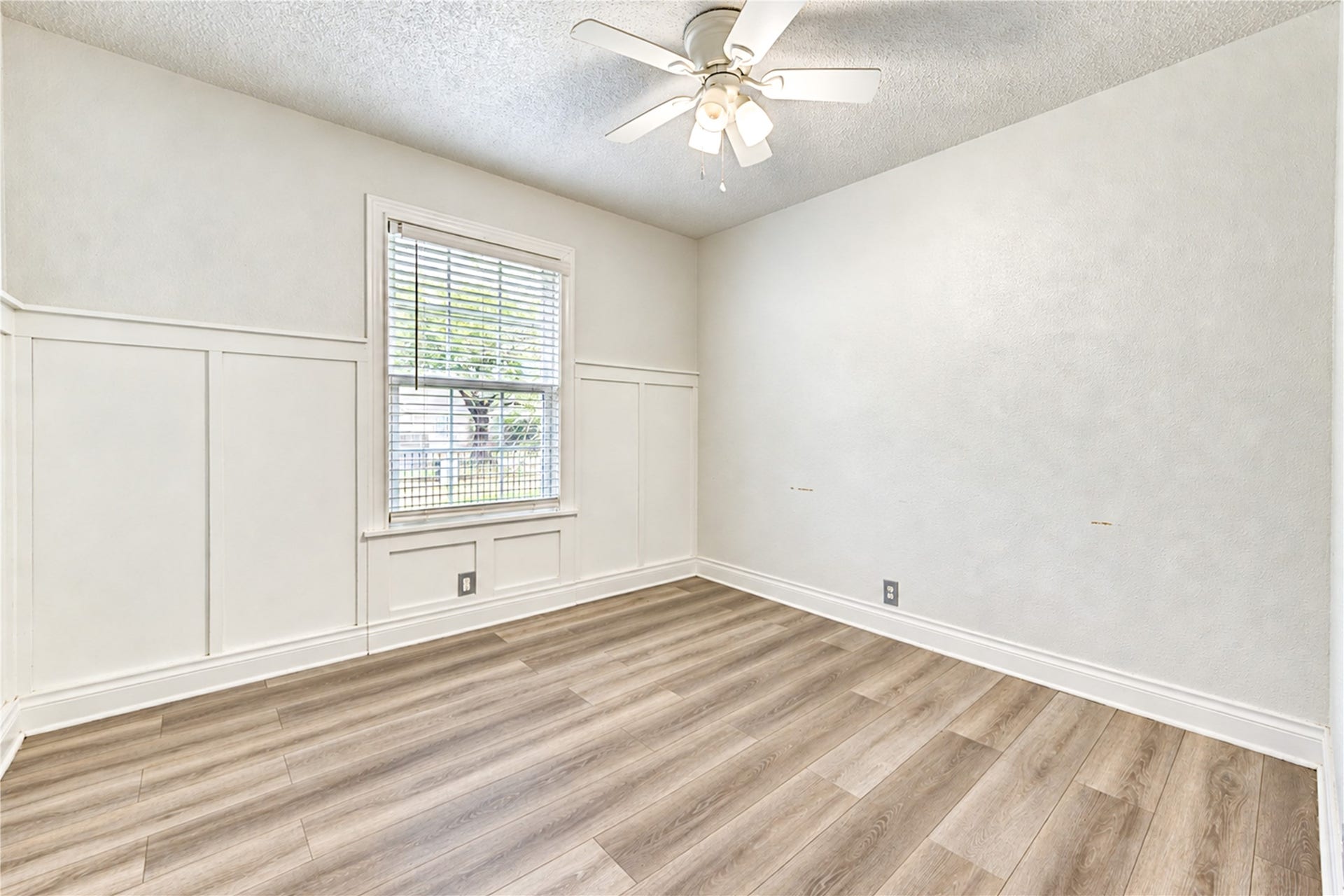 5 Carol Court, #B, Brookshire, TX 77423 5 Carol Court, #B, Brookshire, TX 77423