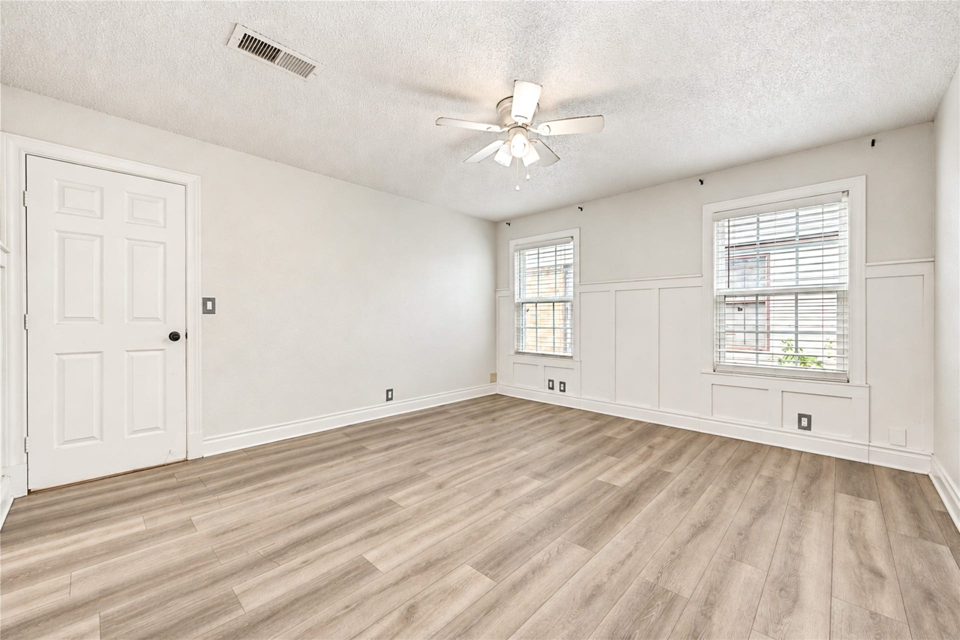 5 Carol Court, #B, Brookshire, TX 77423 5 Carol Court, #B, Brookshire, TX 77423