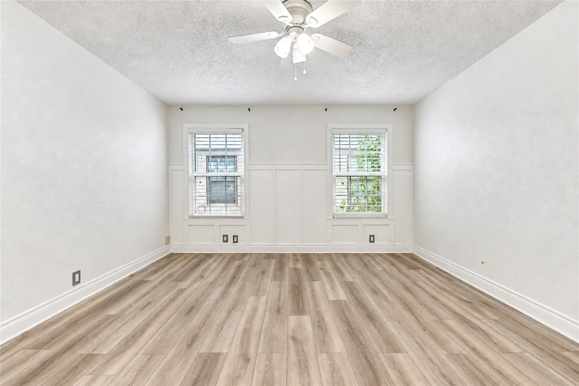 5 Carol Court, #B, Brookshire, TX 77423 5 Carol Court, #B, Brookshire, TX 77423