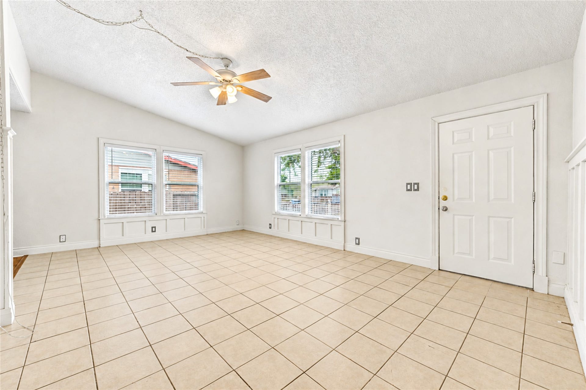 5 Carol Court, #B, Brookshire, TX 77423 5 Carol Court, #B, Brookshire, TX 77423