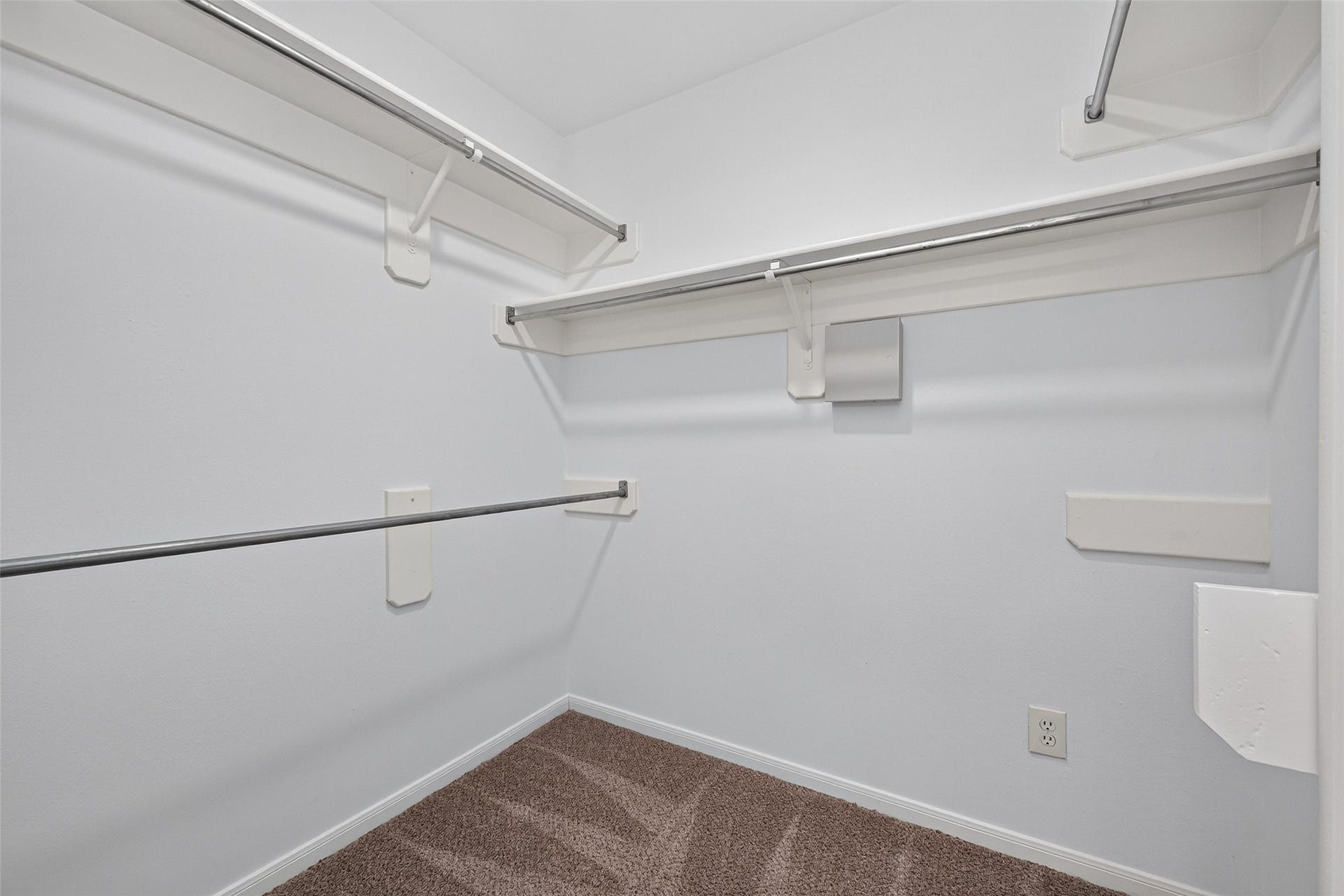 31003 N Head Drive, Spring, TX 77386 31003 N Head Drive, Spring, TX 77386