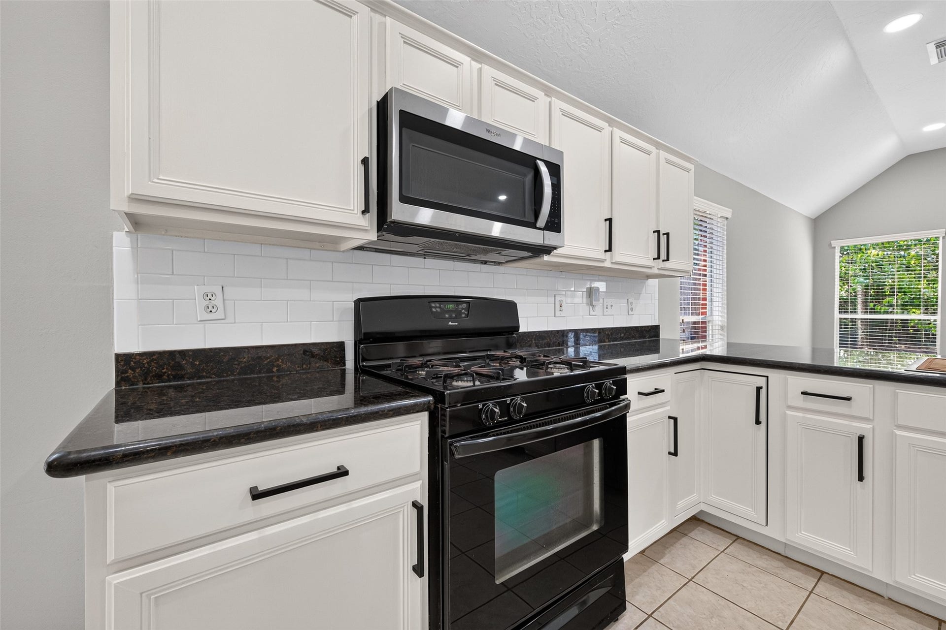 31003 N Head Drive, Spring, TX 77386 31003 N Head Drive, Spring, TX 77386