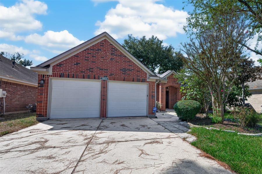 Property photo for 31003 N Head Drive, Spring, TX