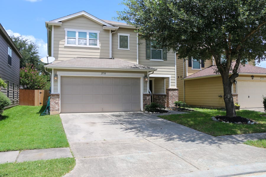 Property photo for 2738 Oriole Wood Ct Court, Houston, TX