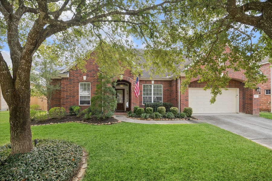 Property photo for 15515 Amber Hollow Lane, Cypress, TX