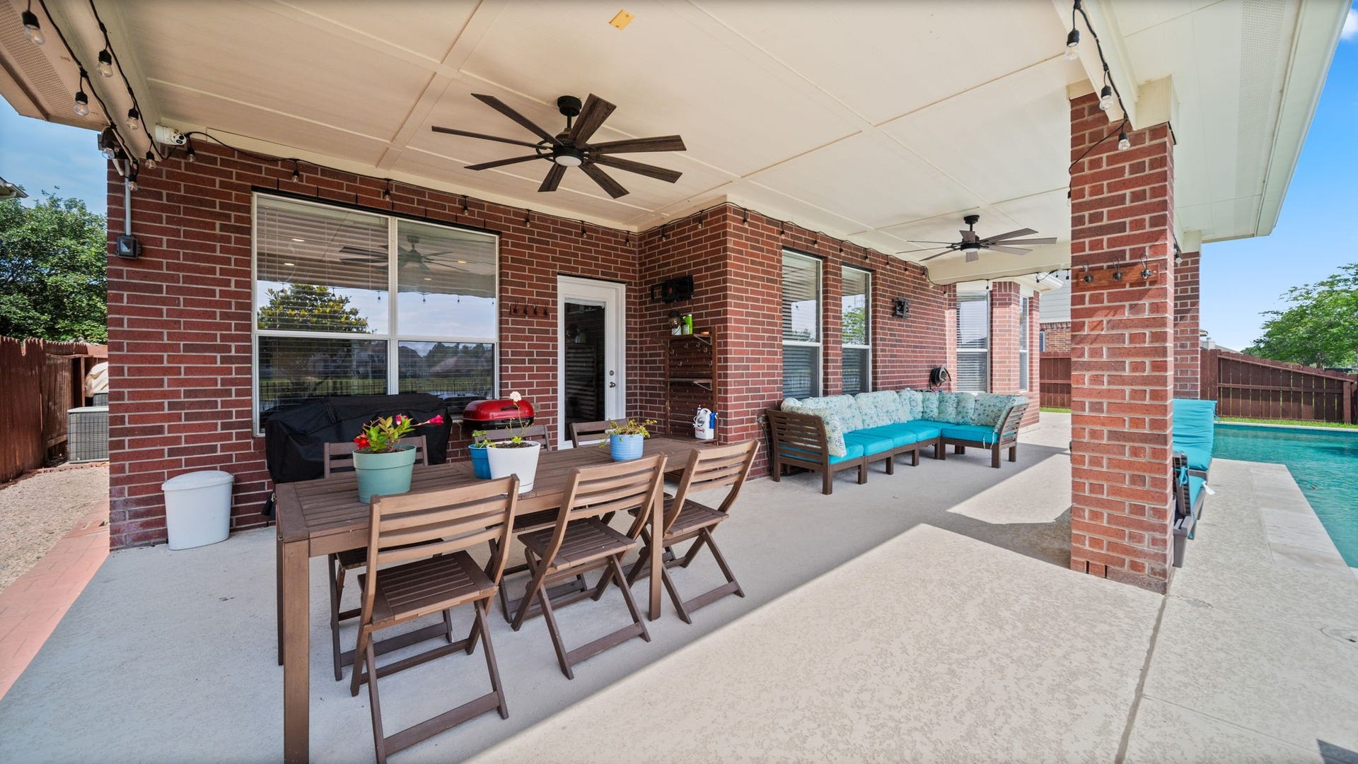 17226 Elverson Oaks Drive, Tomball, TX 77377 17226 Elverson Oaks Drive, Tomball, TX 77377
