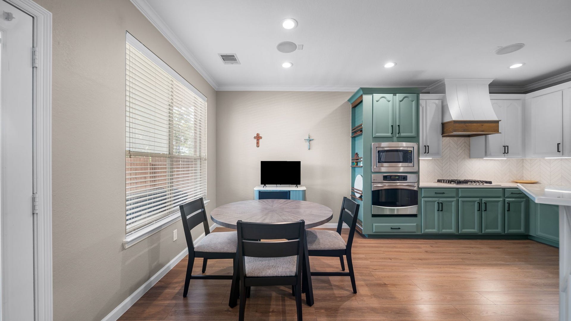 17226 Elverson Oaks Drive, Tomball, TX 77377 17226 Elverson Oaks Drive, Tomball, TX 77377