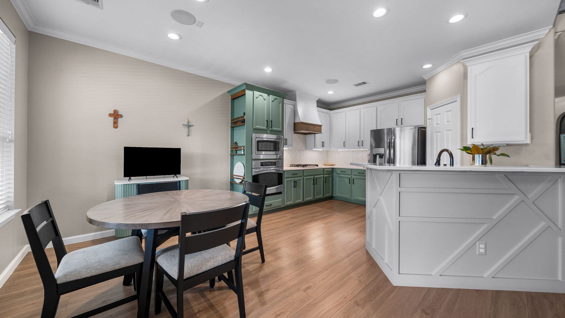 17226 Elverson Oaks Drive, Tomball, TX 77377 17226 Elverson Oaks Drive, Tomball, TX 77377