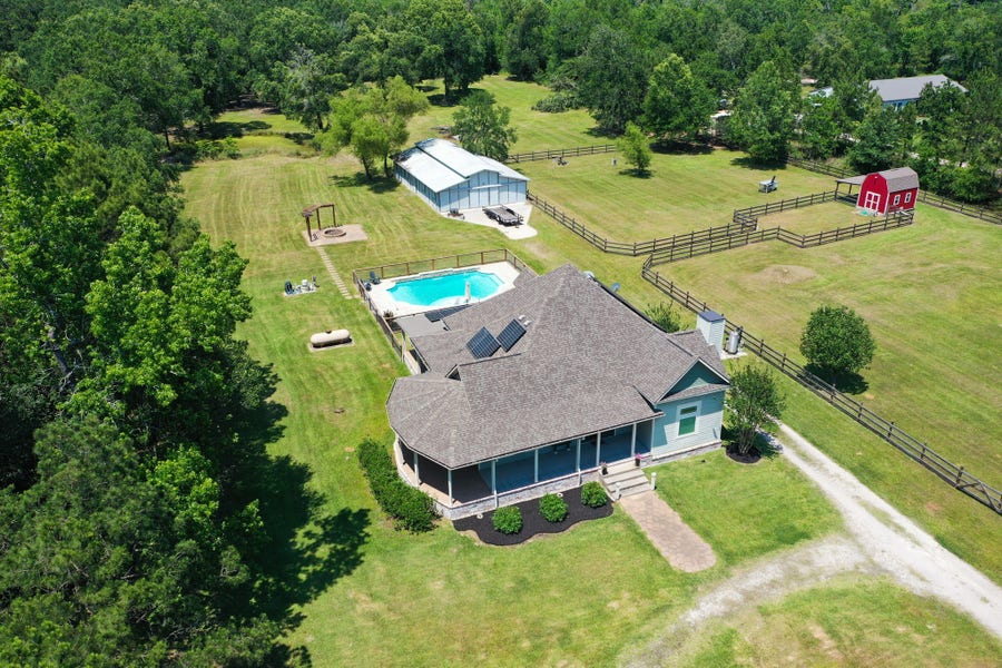 Property photo for 10885 Post Oak Drive, Conroe, TX