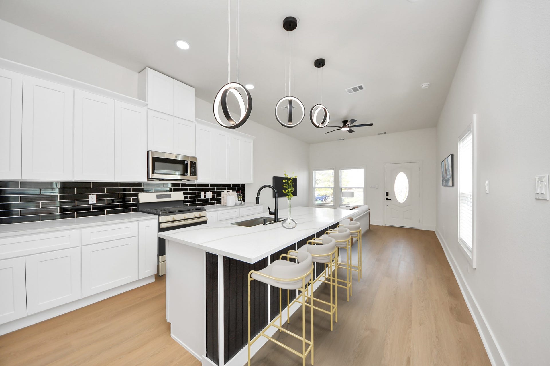 5226 Ricky Street, Houston, TX 77033 5226 Ricky Street, Houston, TX 77033