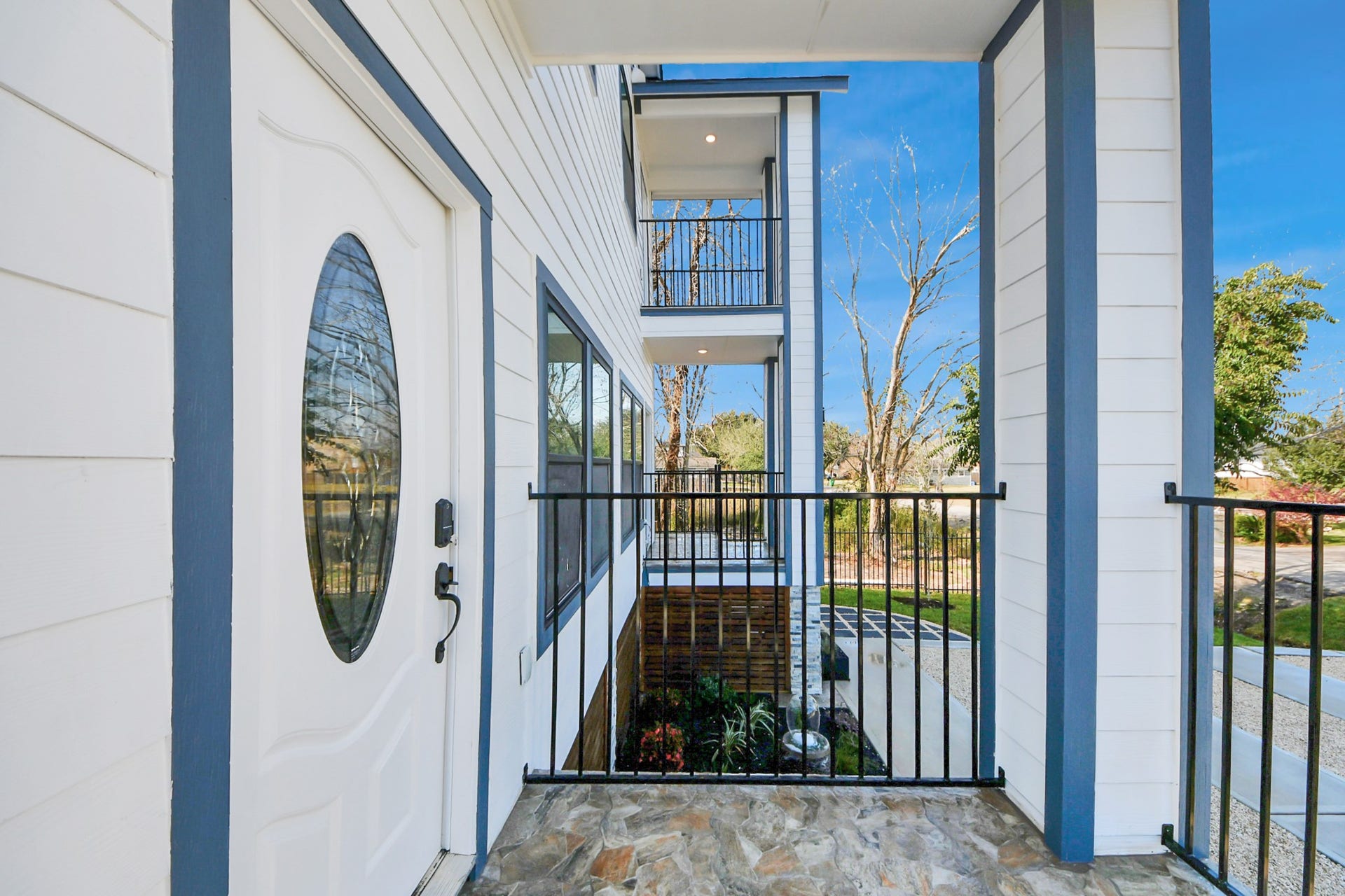 5226 Ricky Street, Houston, TX 77033 5226 Ricky Street, Houston, TX 77033