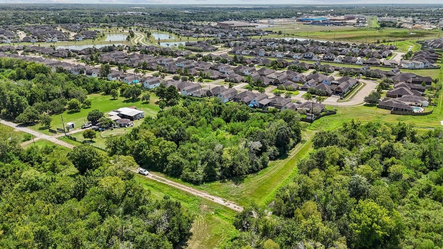 Property photo for 709 Pollard Drive, Manvel, TX