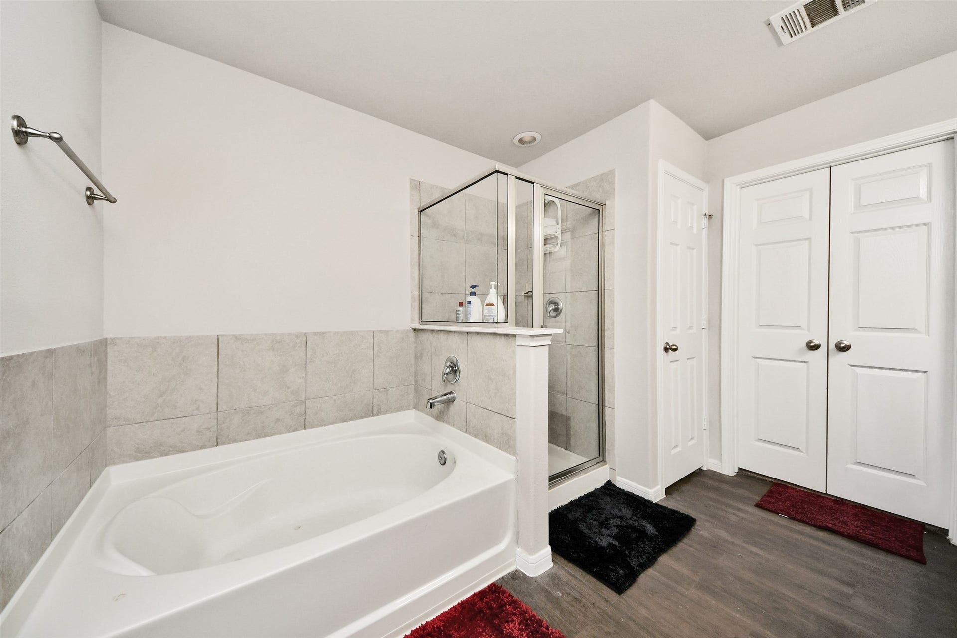 14927 Cardiff Cliff Lane, Houston, TX 77053 14927 Cardiff Cliff Lane, Houston, TX 77053