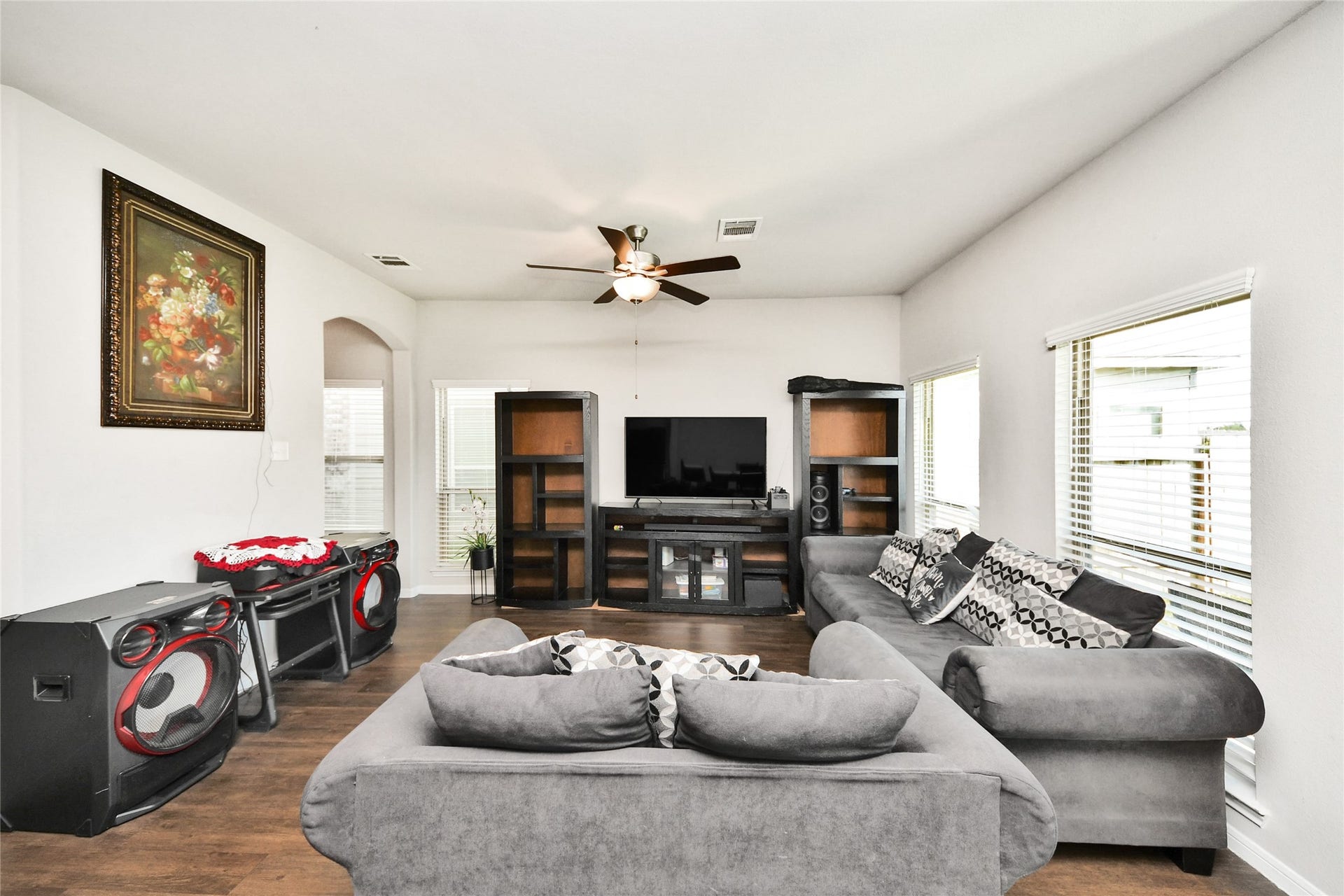 14927 Cardiff Cliff Lane, Houston, TX 77053 14927 Cardiff Cliff Lane, Houston, TX 77053