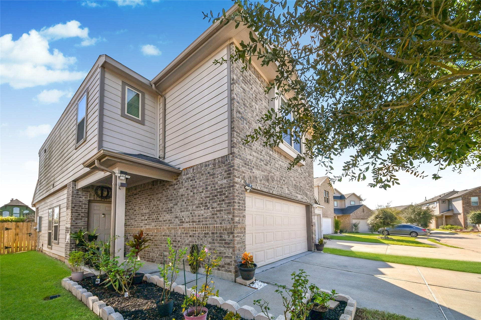 14927 Cardiff Cliff Lane, Houston, TX 77053 14927 Cardiff Cliff Lane, Houston, TX 77053