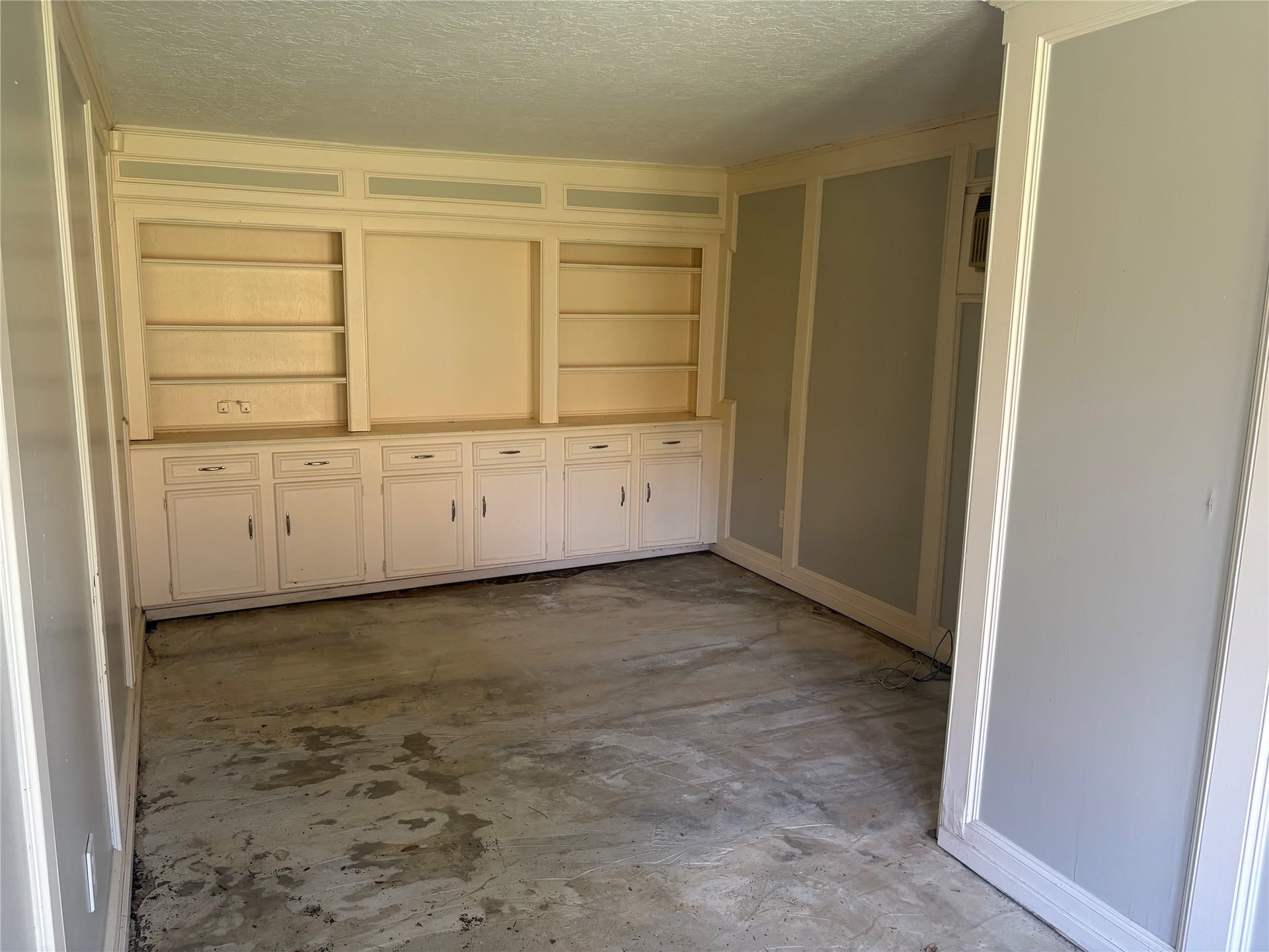 2326 Bright Meadows Drive, Missouri City, TX 77489 Bonus room attached to the garage