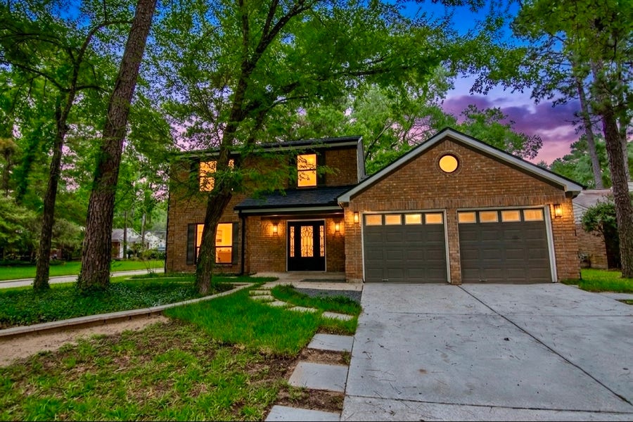 Property photo for 3 Raindream Place, The Woodlands, TX
