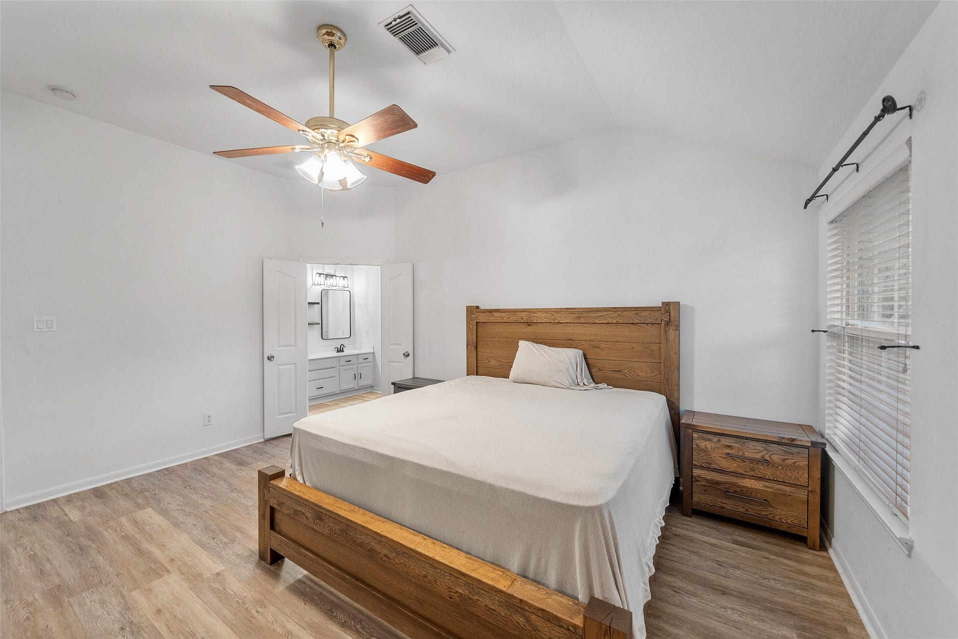 Virtually staged primary room