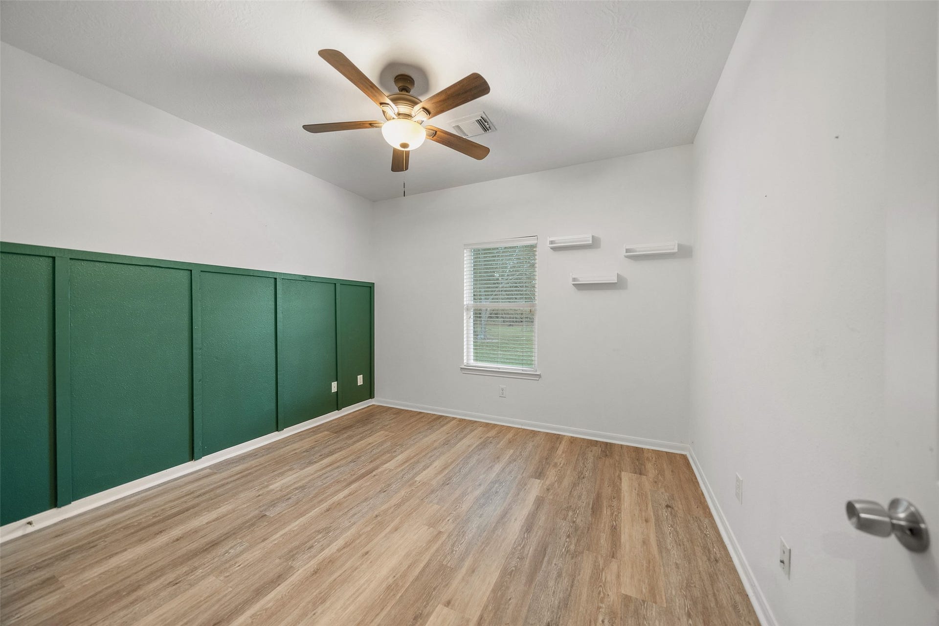 118 Pin Oak Lane, Hempstead, TX 77445