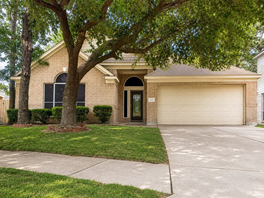 Property photo for 16442 Sylvan Dale Drive, Humble, TX