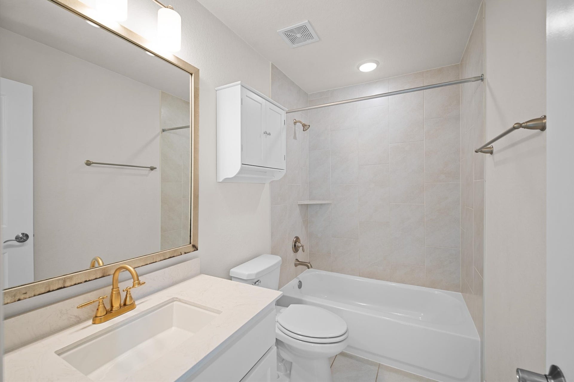 6 Maize Flower Place, Tomball, TX 77375 6 Maize Flower Place, Tomball, TX 77375