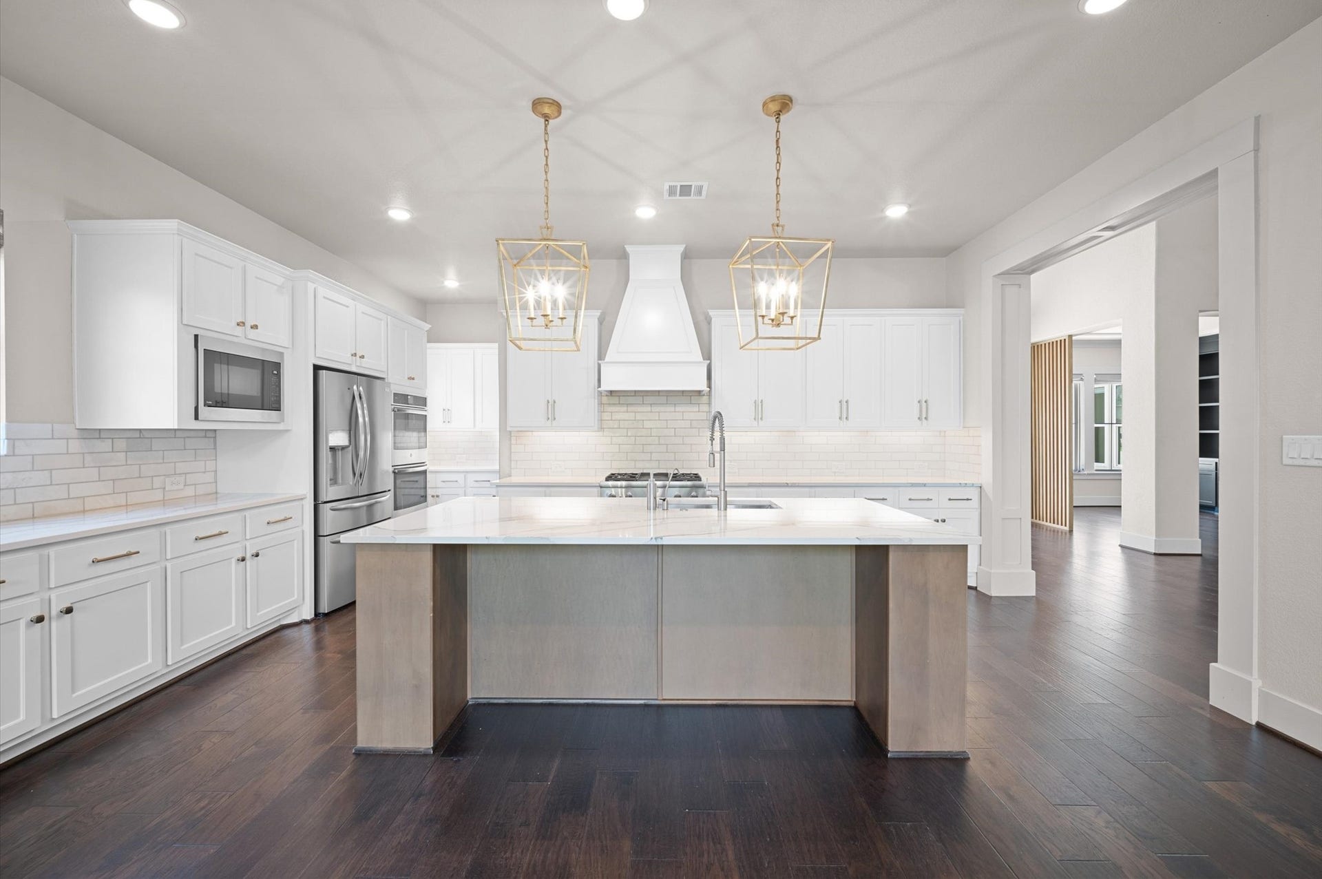 6 Maize Flower Place, Tomball, TX 77375 6 Maize Flower Place, Tomball, TX 77375