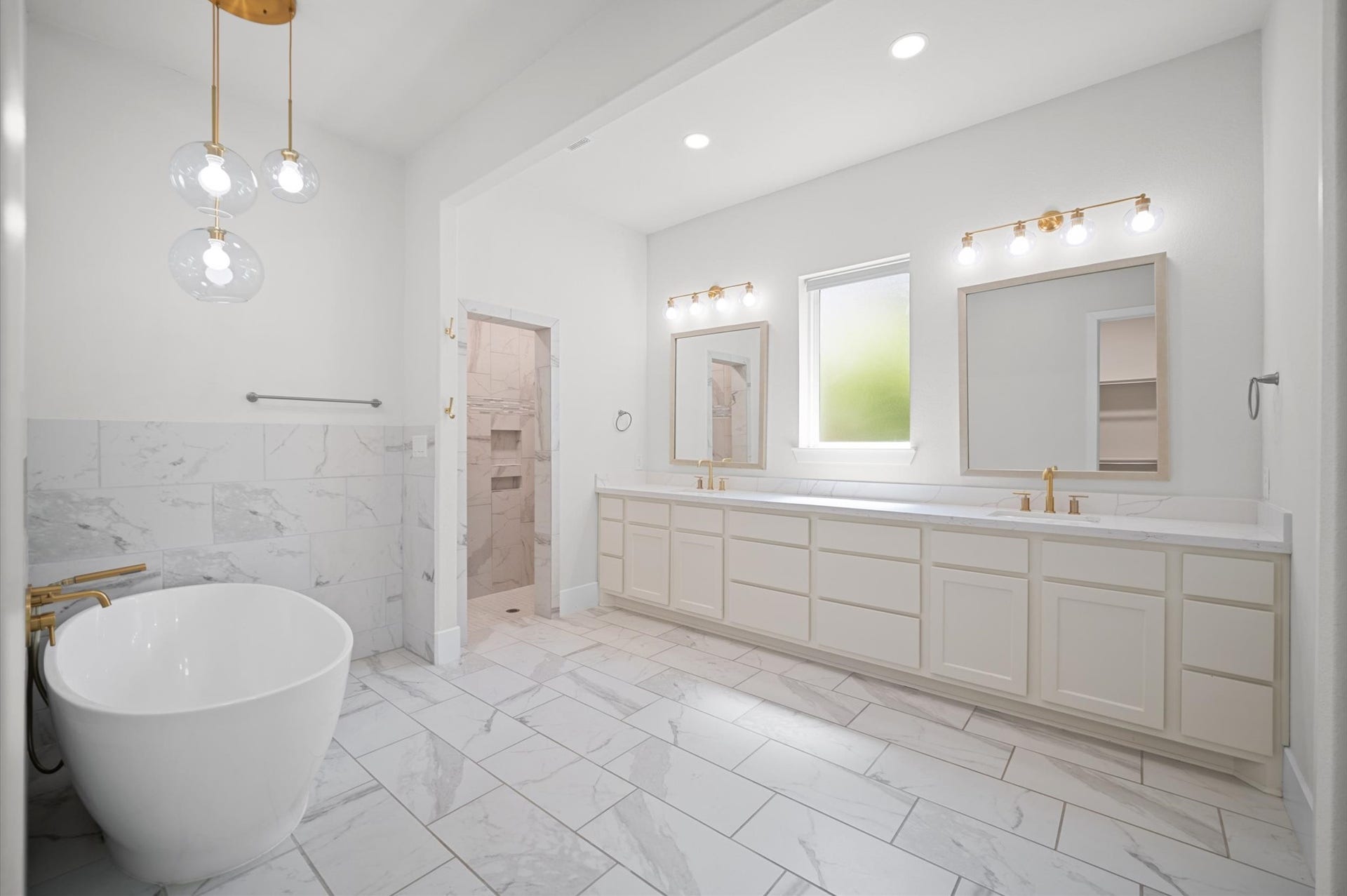 6 Maize Flower Place, Tomball, TX 77375 6 Maize Flower Place, Tomball, TX 77375