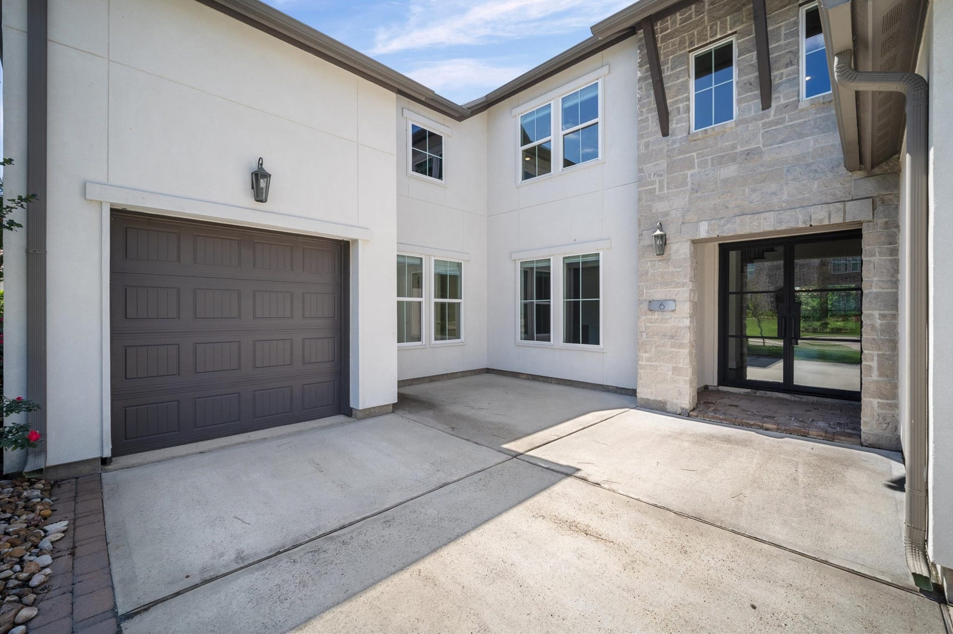 6 Maize Flower Place, Tomball, TX 77375 6 Maize Flower Place, Tomball, TX 77375