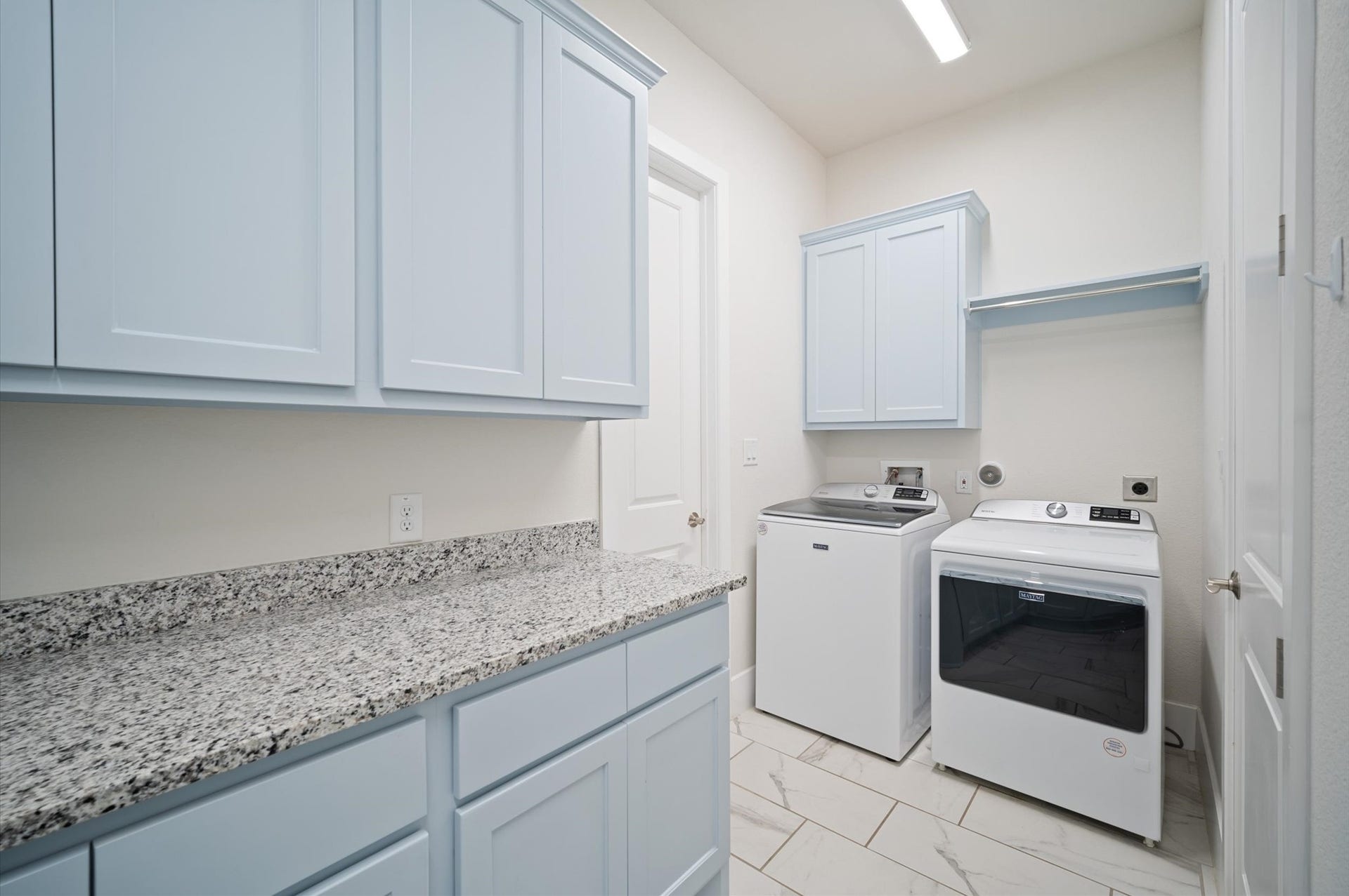 6 Maize Flower Place, Tomball, TX 77375 6 Maize Flower Place, Tomball, TX 77375