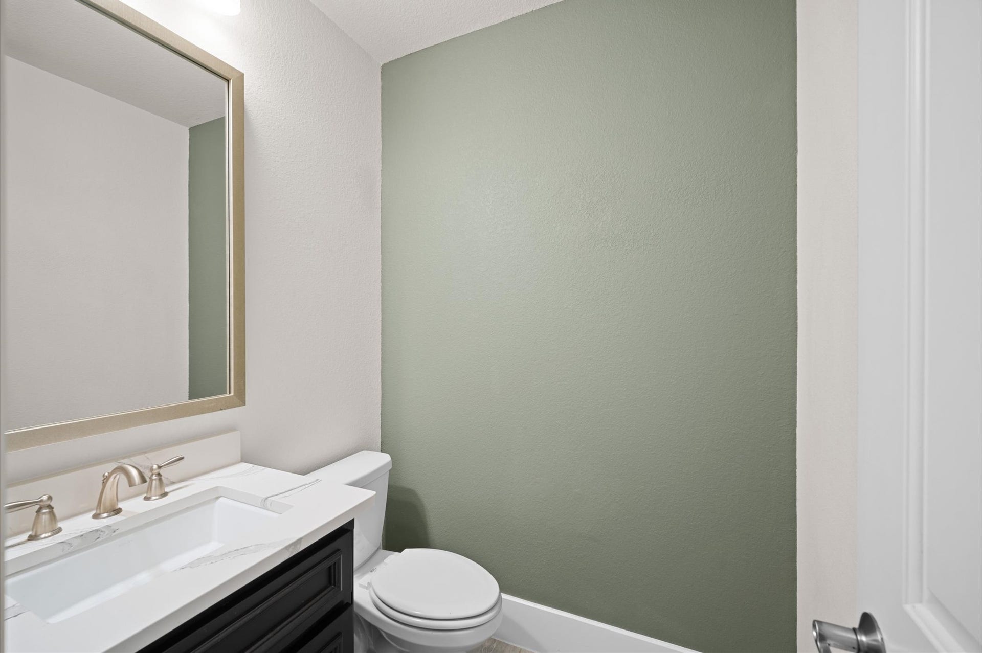 6 Maize Flower Place, Tomball, TX 77375 6 Maize Flower Place, Tomball, TX 77375