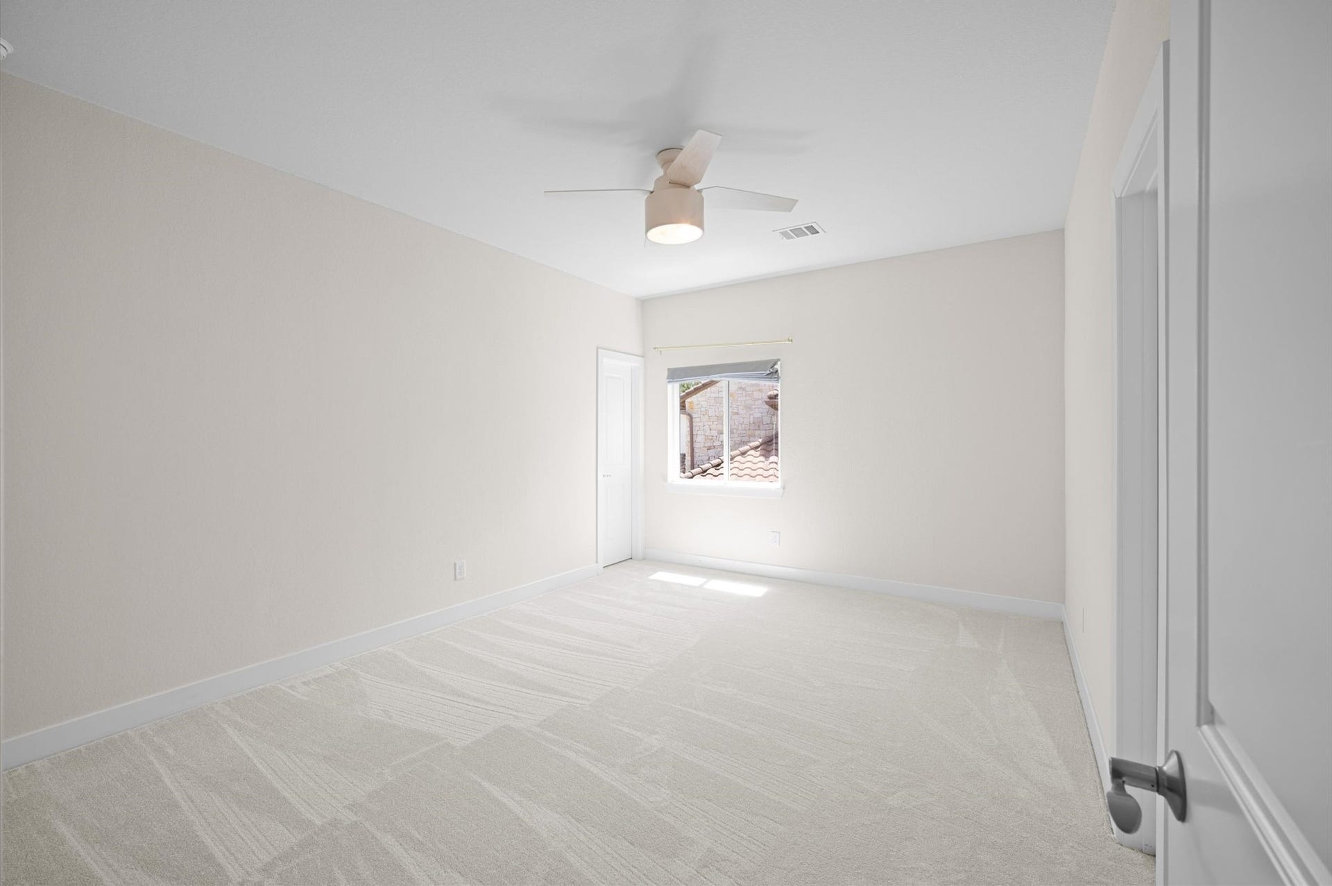 6 Maize Flower Place, Tomball, TX 77375 6 Maize Flower Place, Tomball, TX 77375