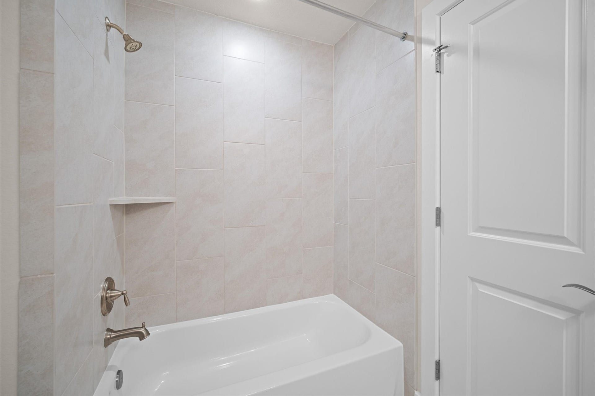 6 Maize Flower Place, Tomball, TX 77375 6 Maize Flower Place, Tomball, TX 77375