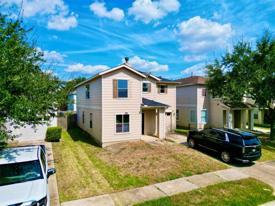 Property photo for 18914 Remington Mill Drive, Houston, TX