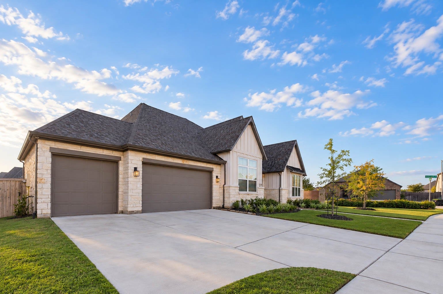 4839 Summer Place Court, Fulshear, TX 77441 3 full car garage. The one on the left side has double garage door opener for your convenience.
