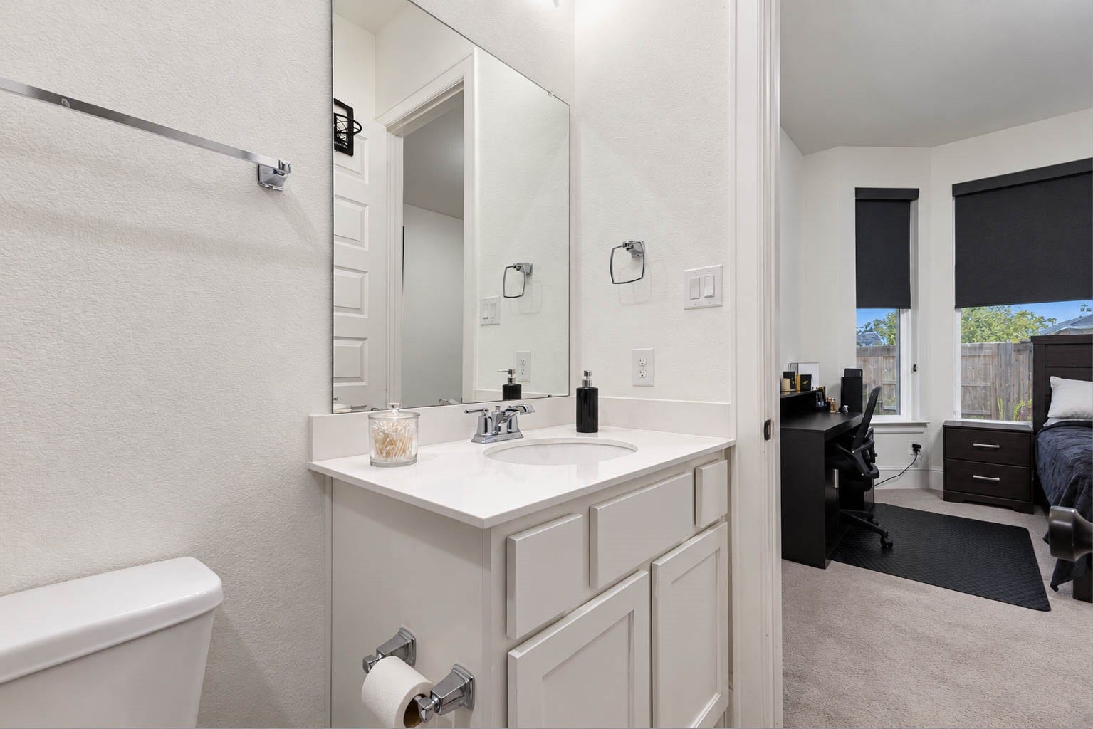 4839 Summer Place Court, Fulshear, TX 77441 In suite bathroom for privacy and comfort.
