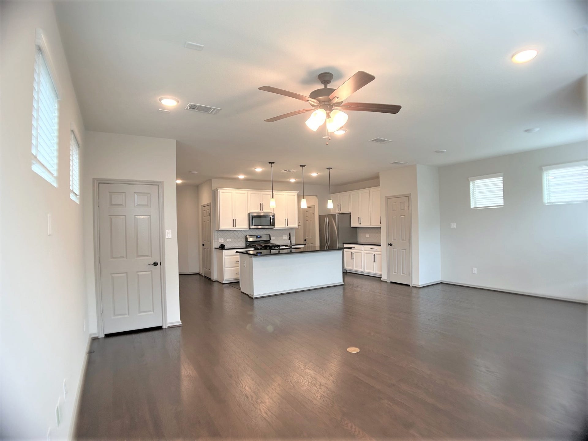 8656 Hollyoaks Creek Lane, Houston, TX 77063 8656 Hollyoaks Creek Lane, Houston, TX 77063