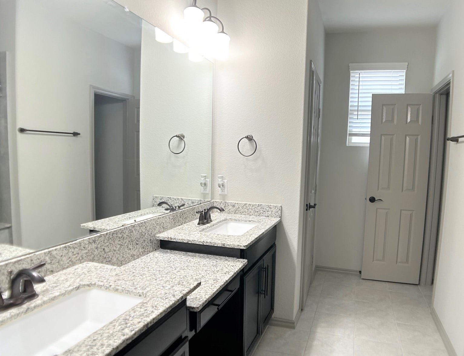8656 Hollyoaks Creek Lane, Houston, TX 77063 8656 Hollyoaks Creek Lane, Houston, TX 77063