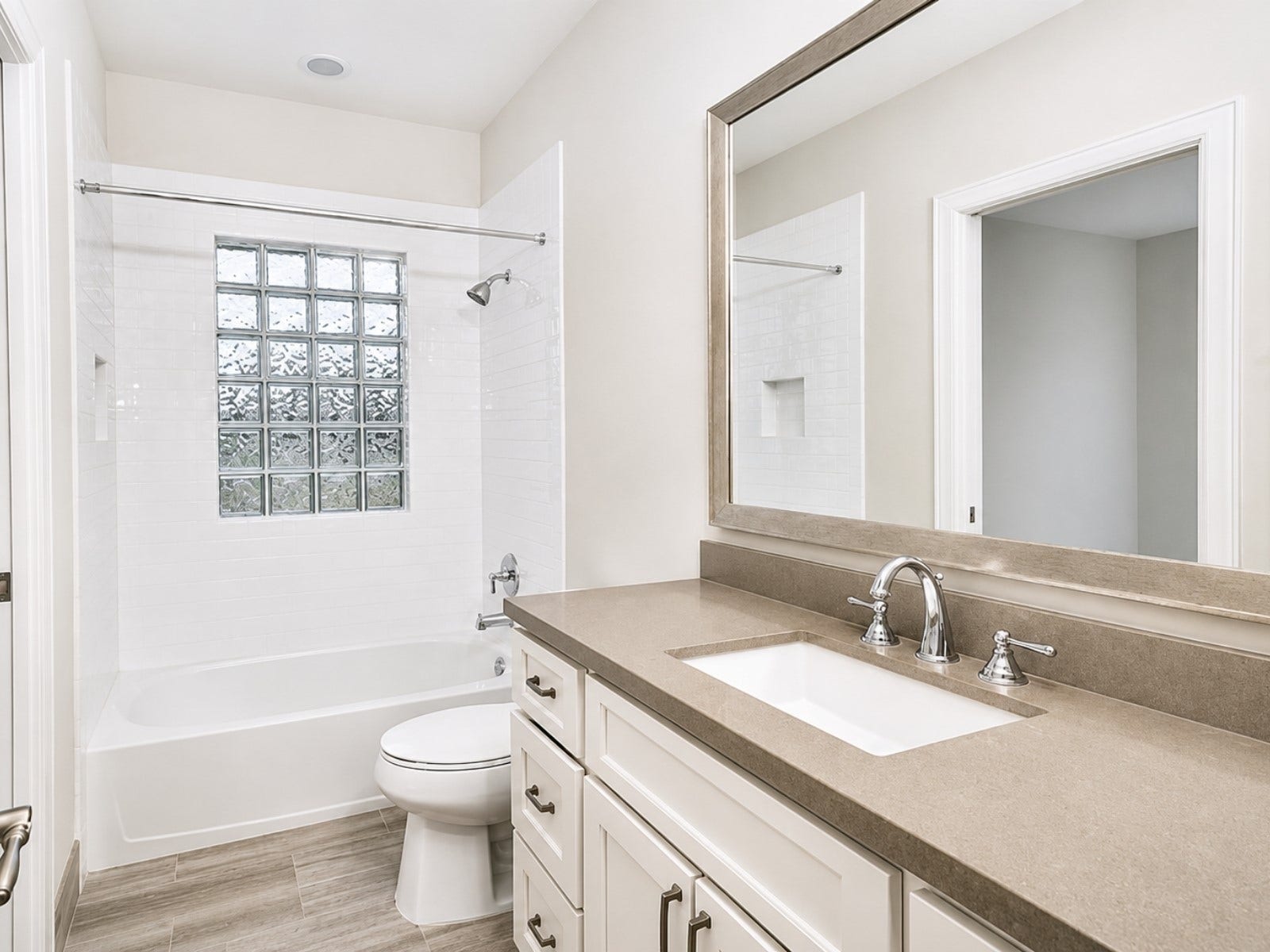 215 Willow Street, Shenandoah, TX 77384 215 Willow Street, Shenandoah, TX 77384