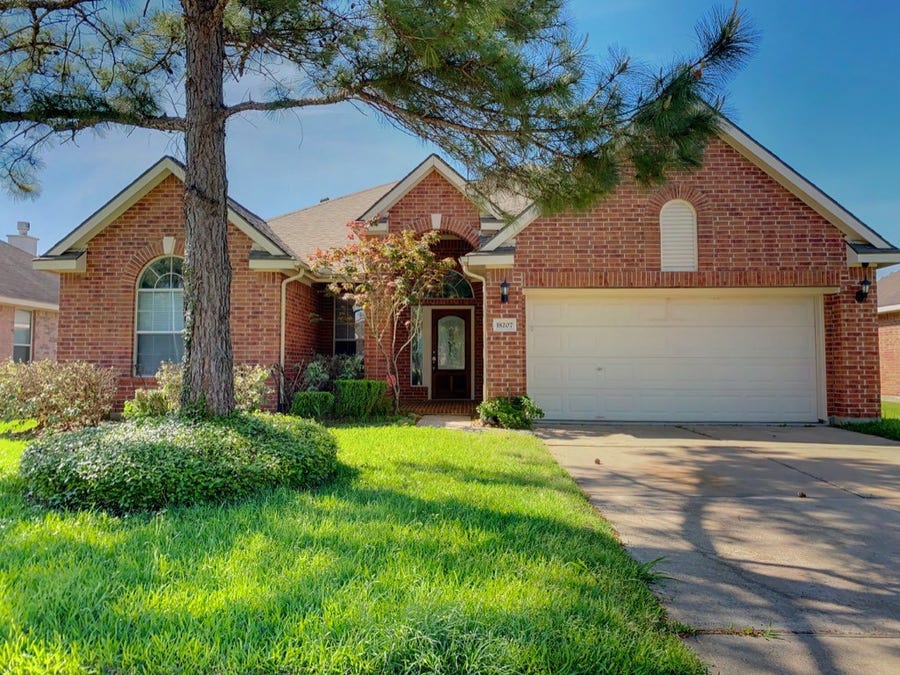 Property photo for 18207 Linden Forest Lane, Katy, TX