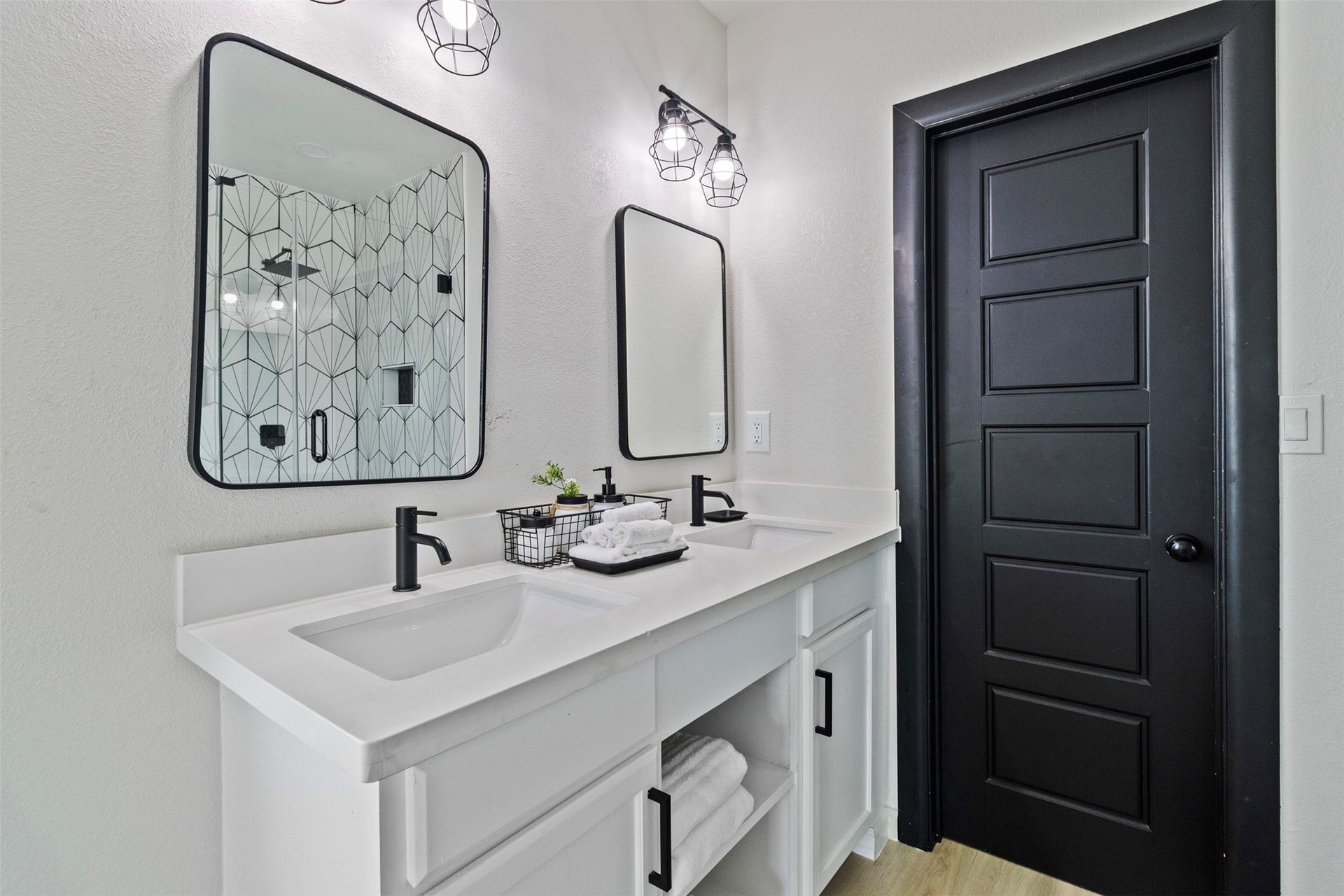 2520 Wheeler Street, Houston, TX 77004 2520 Wheeler Street, Houston, TX 77004