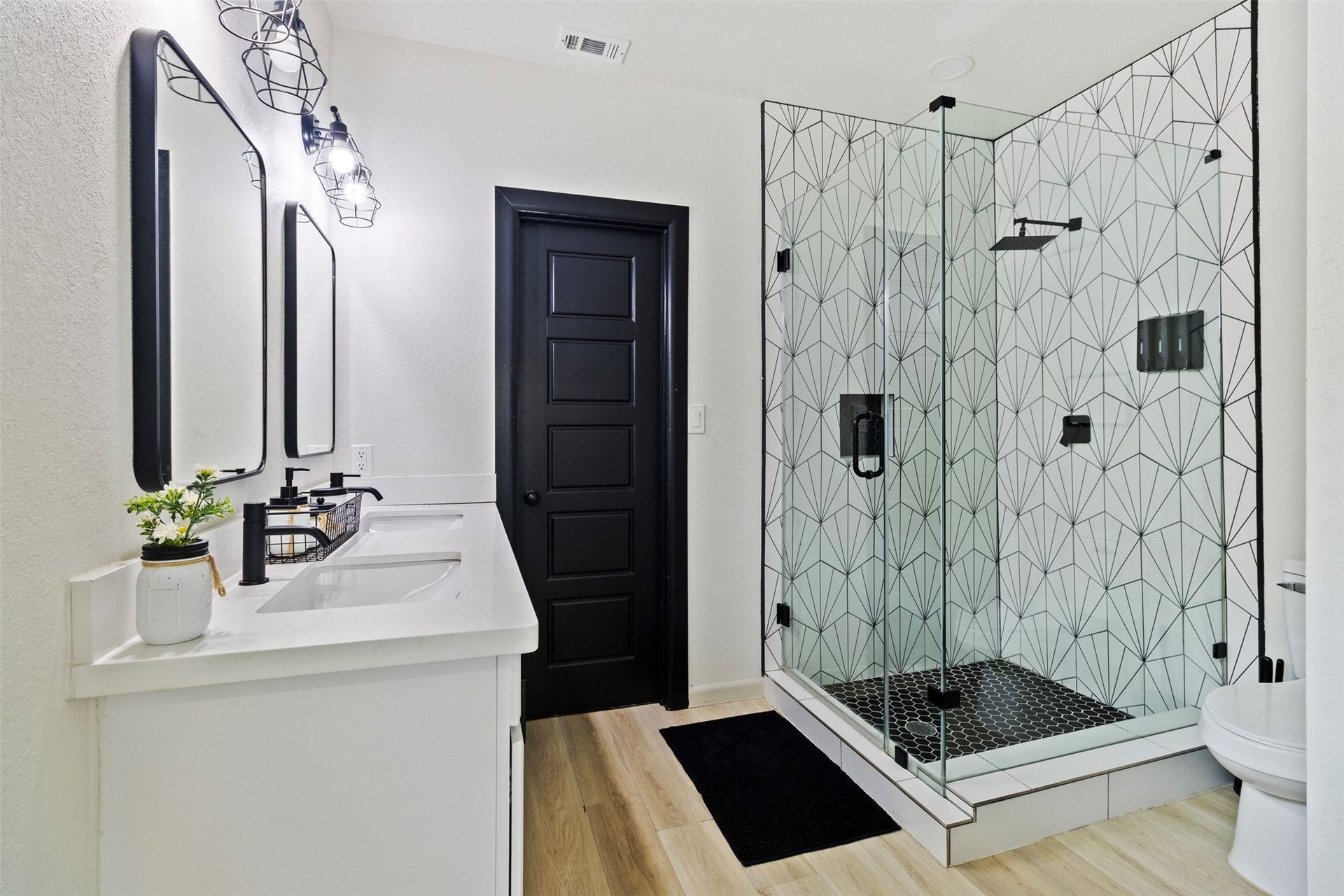2520 Wheeler Street, Houston, TX 77004 2520 Wheeler Street, Houston, TX 77004