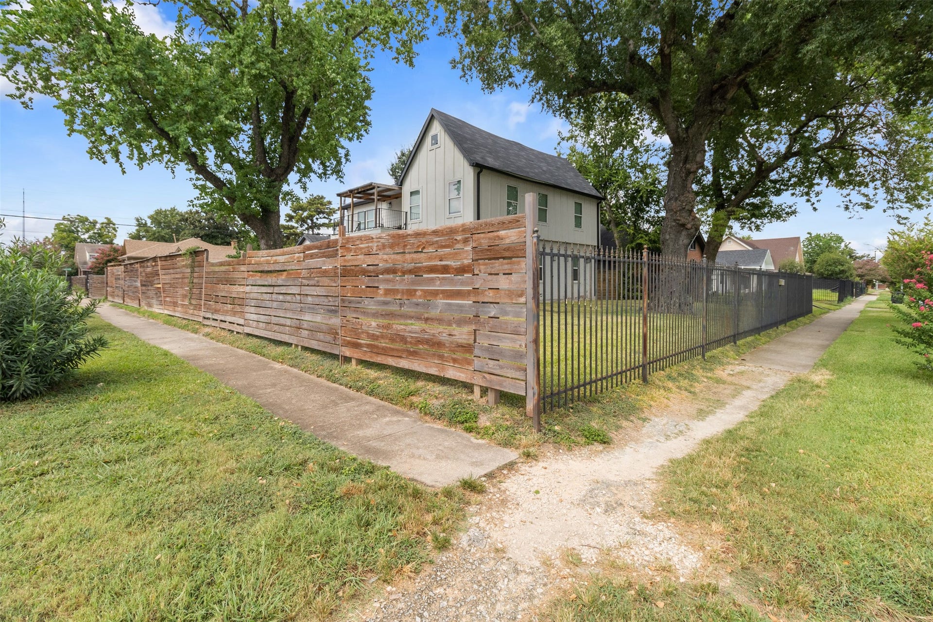 2520 Wheeler Street, Houston, TX 77004 2520 Wheeler Street, Houston, TX 77004